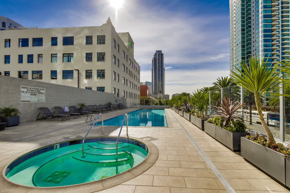 Virtual tour photo 30 of 43 for 1262 Kettner Boulevard #603