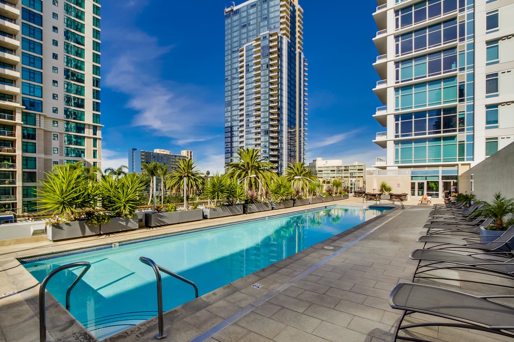 Virtual tour photo 32 of 43 for 1262 Kettner Boulevard #603
