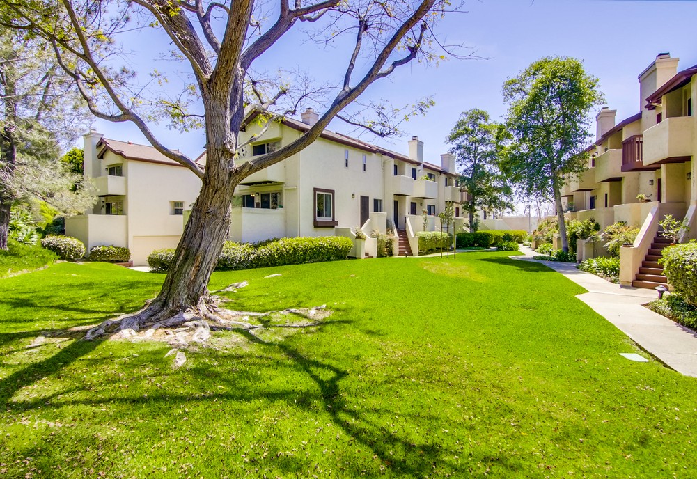 Virtual tour photo 7 of 56 for 1262 River Glen Row #19