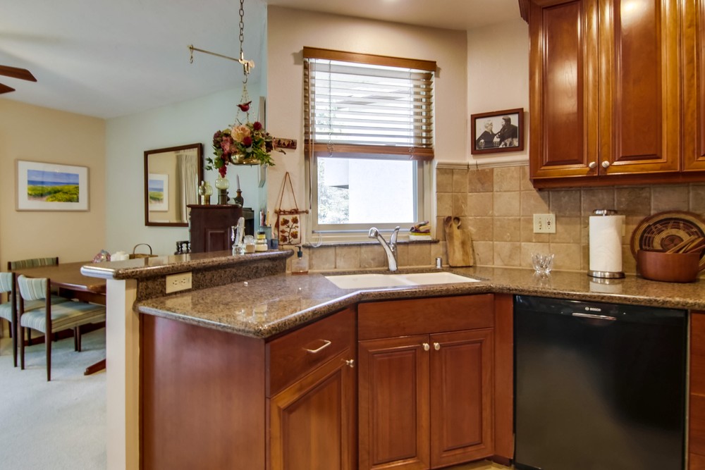 Virtual tour photo 30 of 56 for 1262 River Glen Row #19