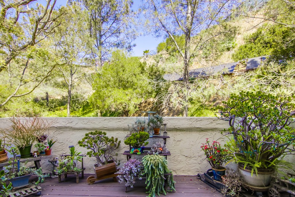 Virtual tour photo 34 of 56 for 1262 River Glen Row #19