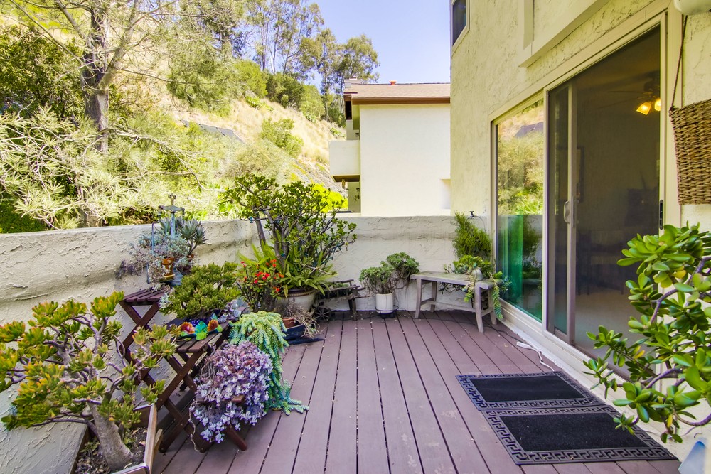 Virtual tour photo 36 of 56 for 1262 River Glen Row #19