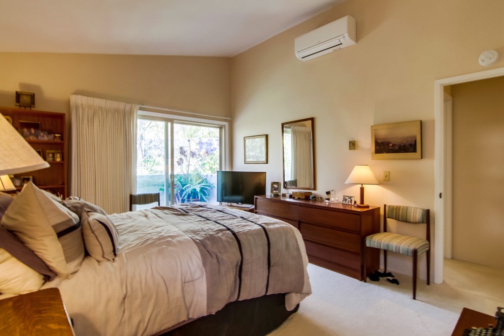 Virtual tour photo 43 of 56 for 1262 River Glen Row #19