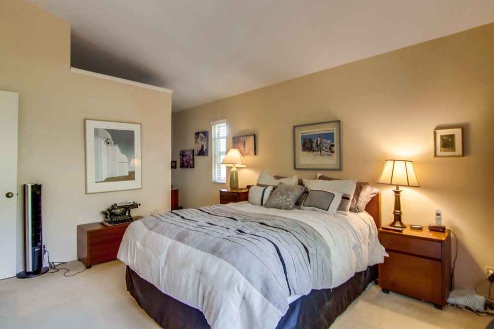 Virtual tour photo 44 of 56 for 1262 River Glen Row #19