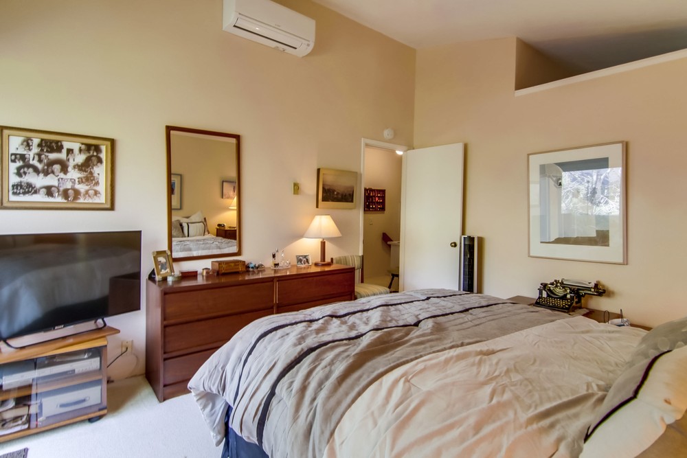 Virtual tour photo 45 of 56 for 1262 River Glen Row #19
