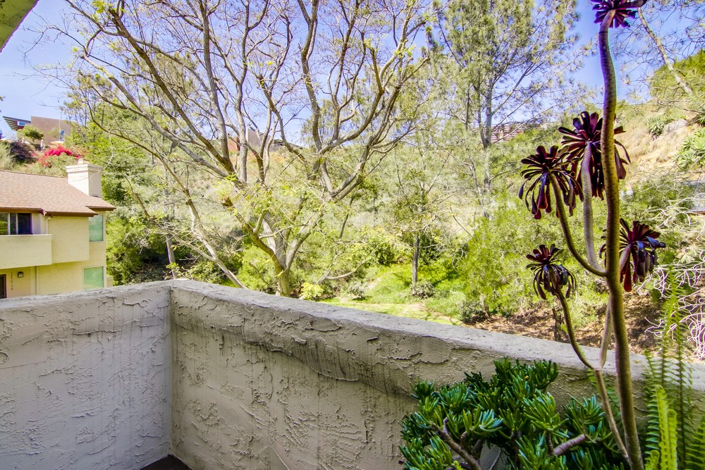 Virtual tour photo 52 of 56 for 1262 River Glen Row #19