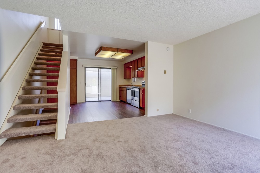 Virtual tour photo 6 of 30 for 1262 River Glen Row UNIT 17