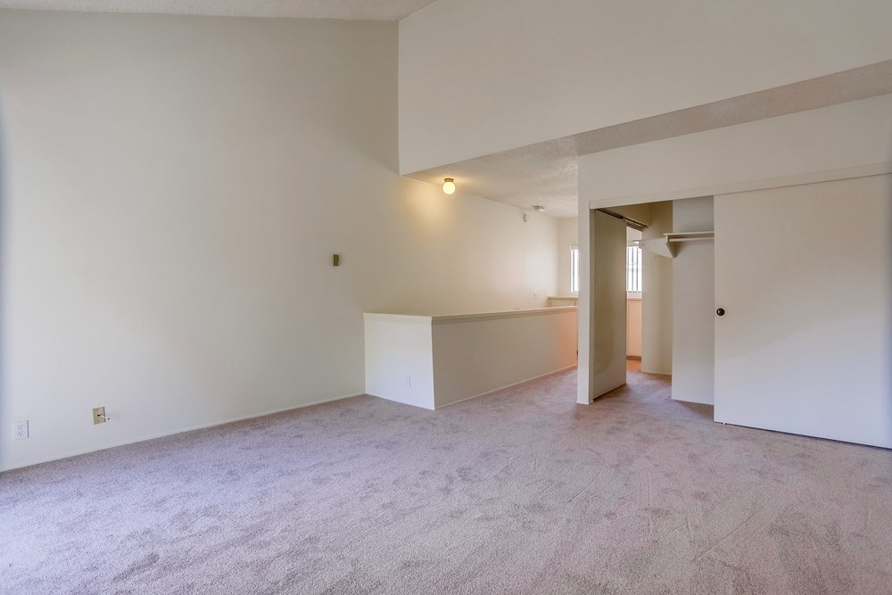 Virtual tour photo 23 of 30 for 1262 River Glen Row UNIT 17