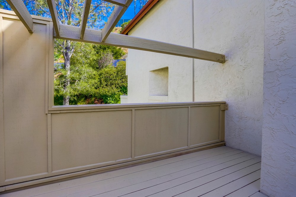 Virtual tour photo 27 of 30 for 1262 River Glen Row UNIT 17