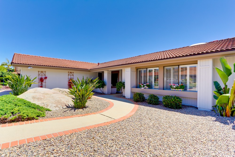 Virtual tour photo 7 of 47 for 12621 Camino Vuelo