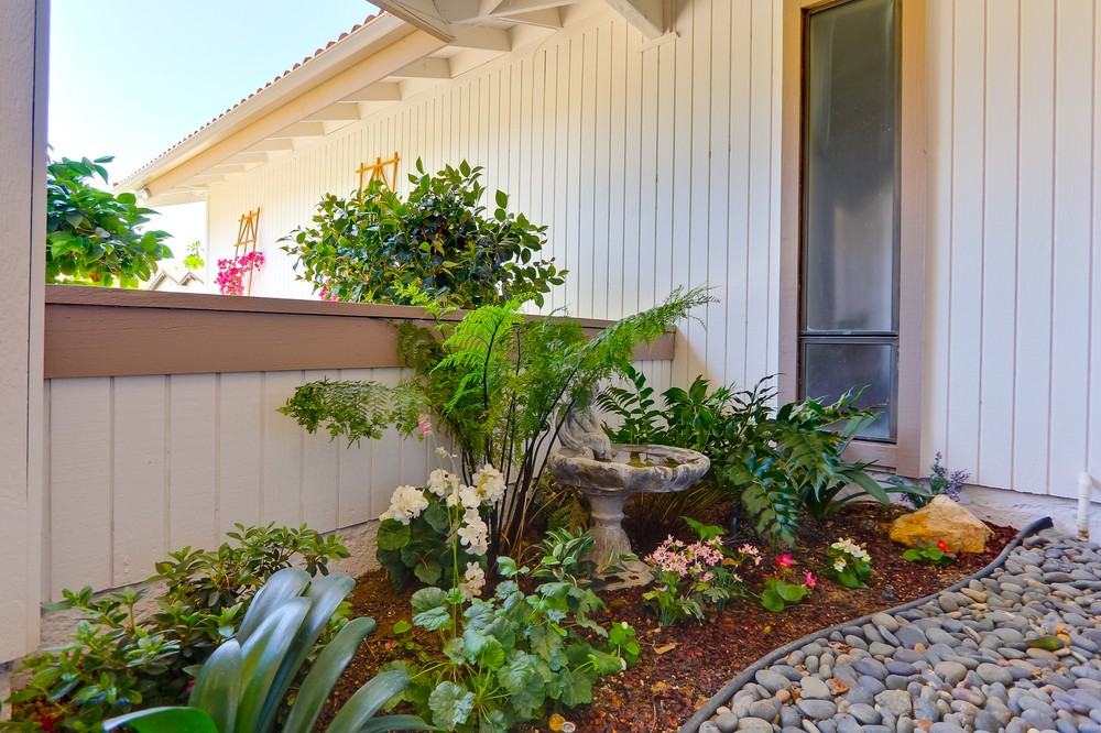 Virtual tour photo 8 of 47 for 12621 Camino Vuelo