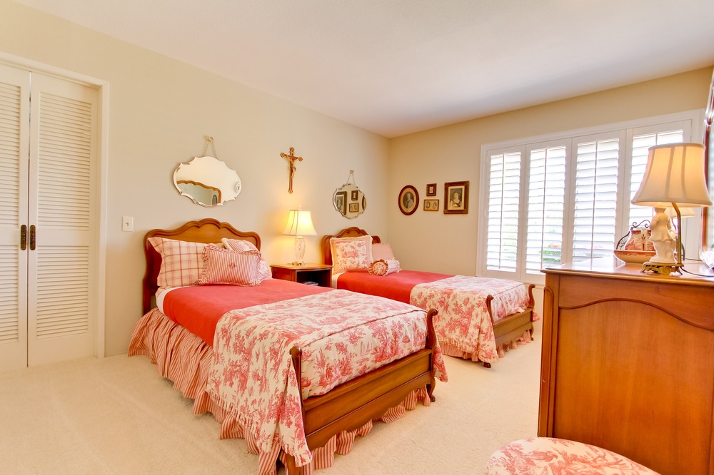Virtual tour photo 30 of 47 for 12621 Camino Vuelo