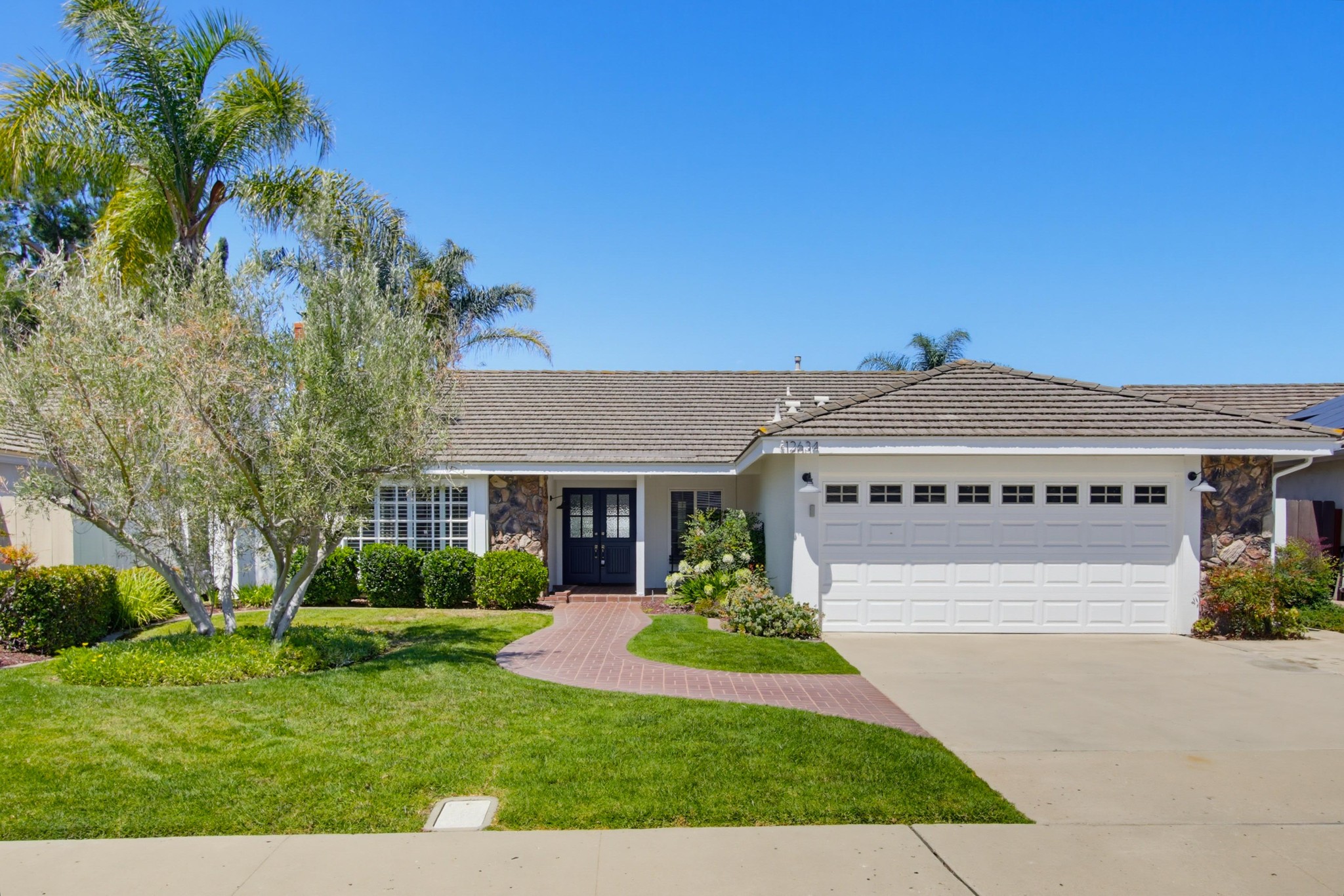 Virtual tour photo 1 of 44 for 12634 Birchbrook Ct