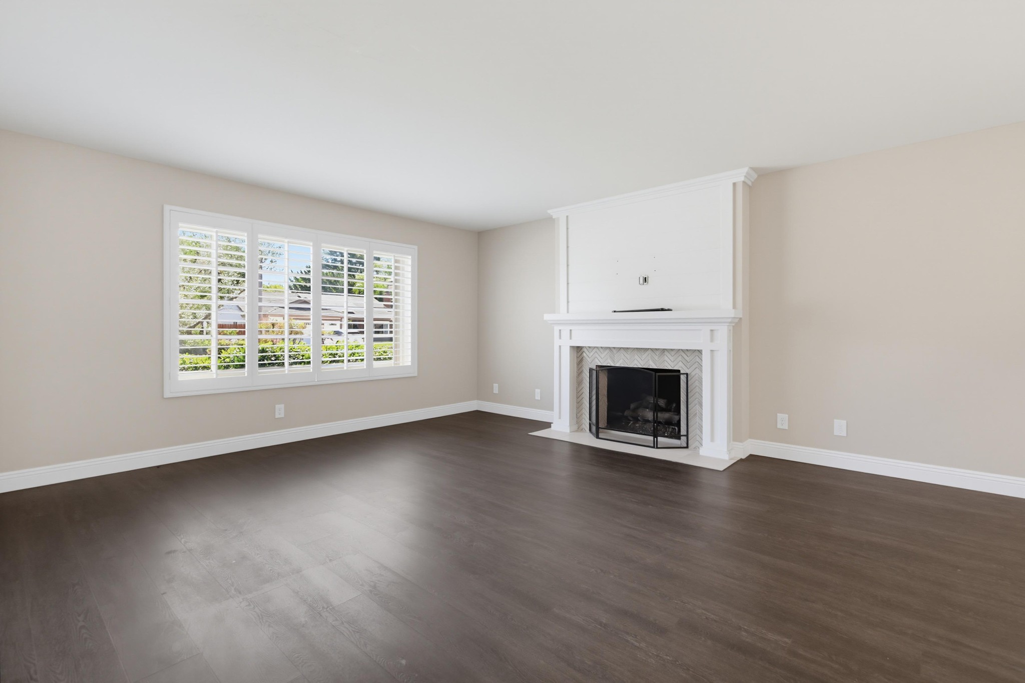 Virtual tour photo 6 of 44 for 12634 Birchbrook Ct