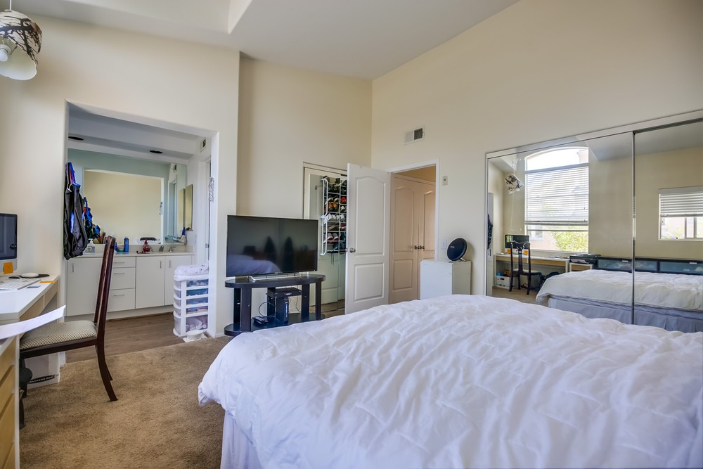 Virtual tour photo 24 of 37 for 12642 Carmel Country Rd #146