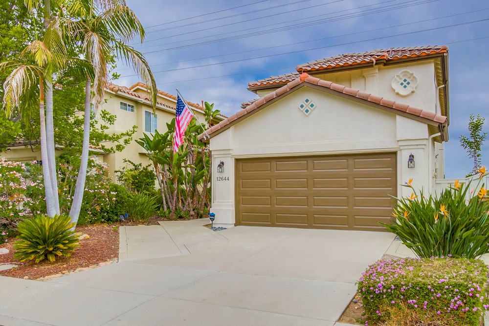 Virtual tour photo 3 of 54 for 12644 Legacy Rd