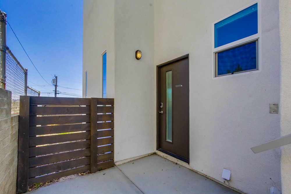 Virtual tour photo 4 of 36 for 1265 Goshen St