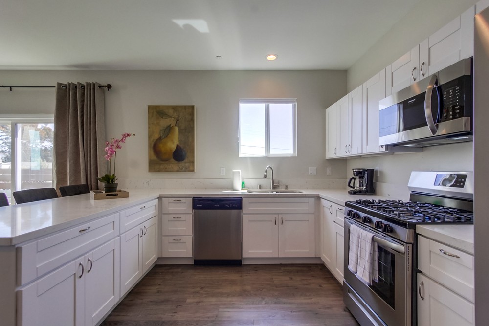Virtual tour photo 9 of 36 for 1265 Goshen St