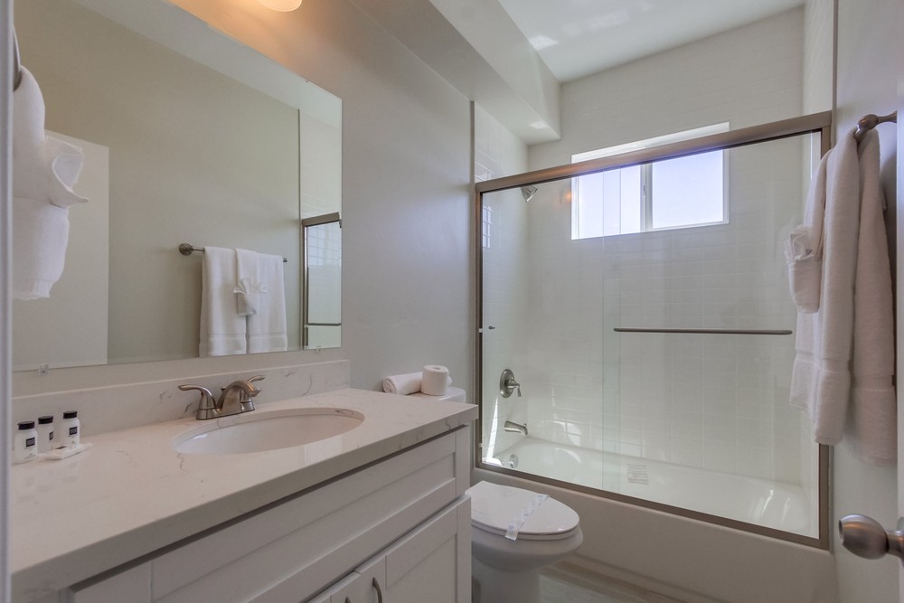 Virtual tour photo 27 of 36 for 1265 Goshen St