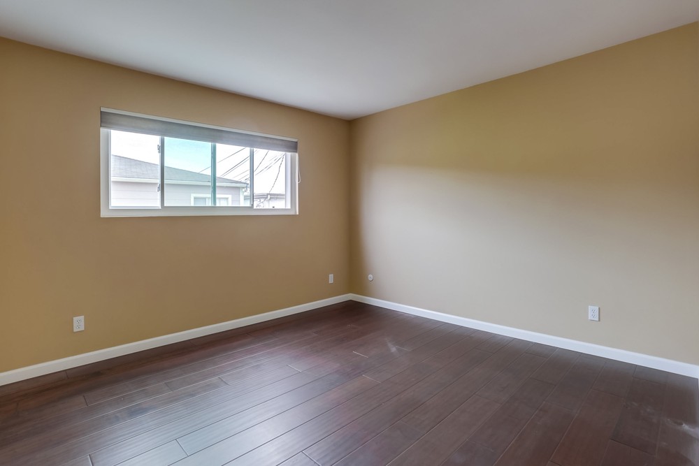 Virtual tour photo 21 of 44 for 1266 Essex St