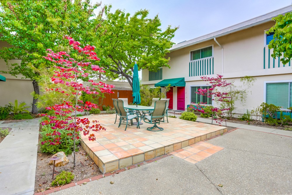 Virtual tour photo 32 of 44 for 1266 Essex St