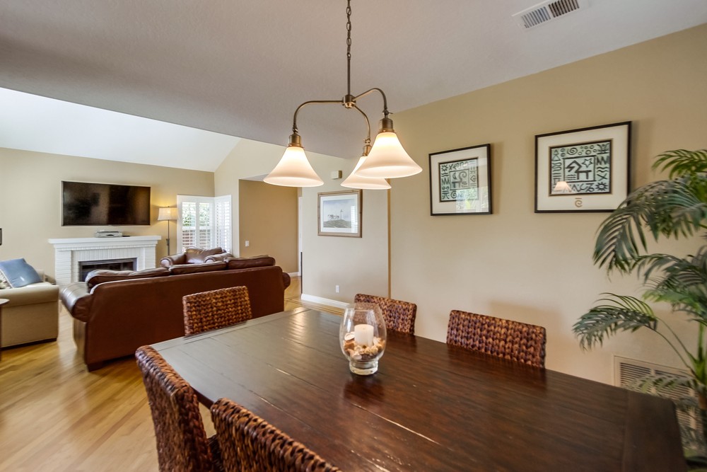 Virtual tour photo 12 of 53 for 12685 Portada Place