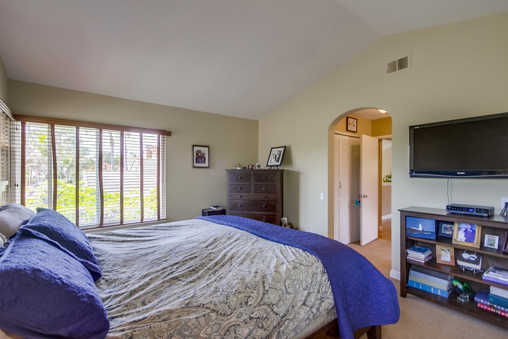 Virtual tour photo 32 of 53 for 12685 Portada Place