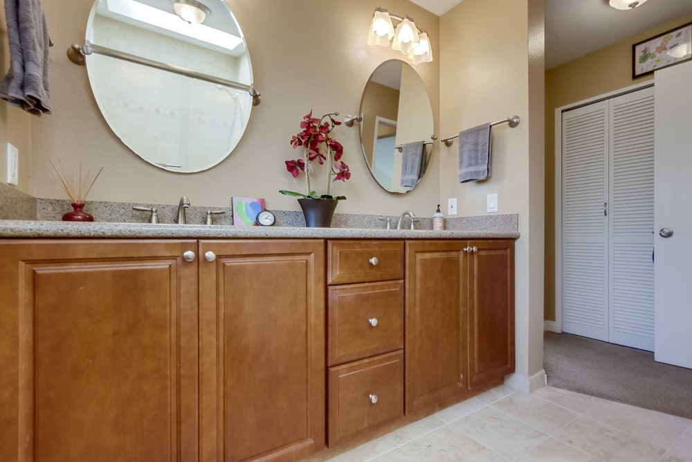 Virtual tour photo 33 of 53 for 12685 Portada Place