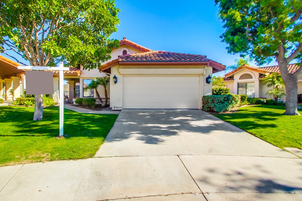 Virtual tour photo 3 of 62 for 12692 Via Galacia