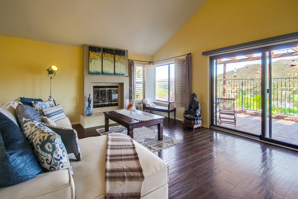 Virtual tour photo 15 of 62 for 12692 Via Galacia