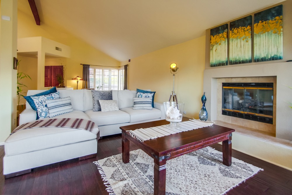 Virtual tour photo 17 of 62 for 12692 Via Galacia