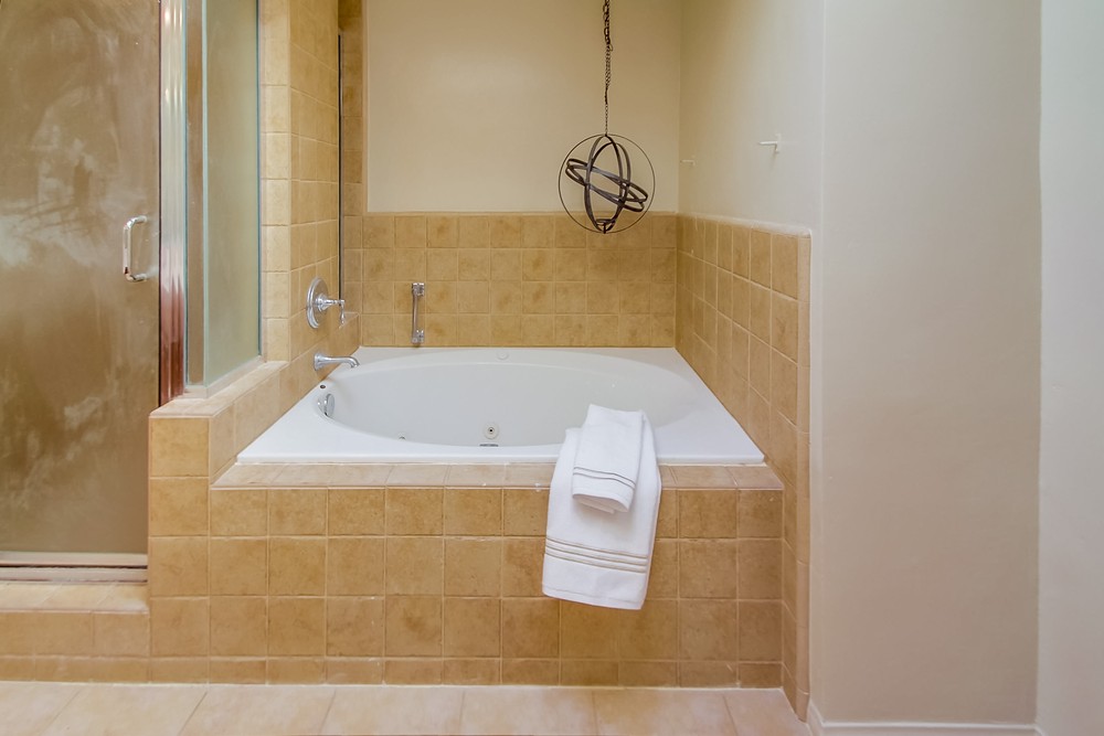 Virtual tour photo 36 of 62 for 12692 Via Galacia