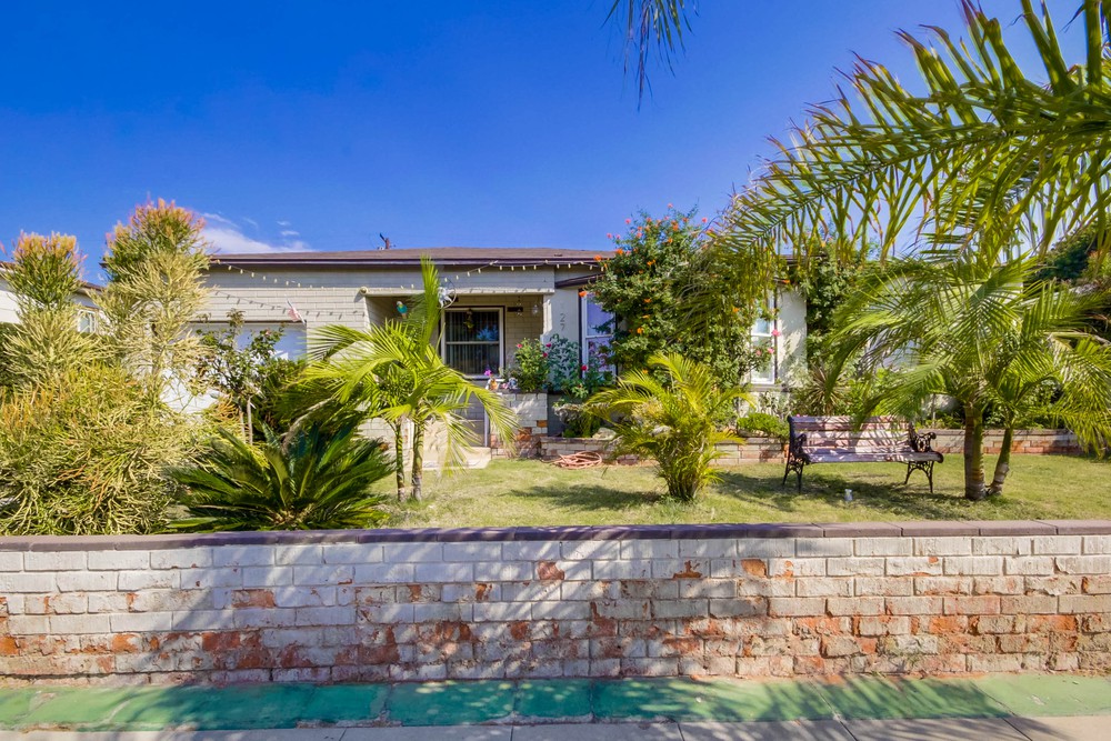 Virtual tour photo 4 of 41 for 127 Los Alamos Dr