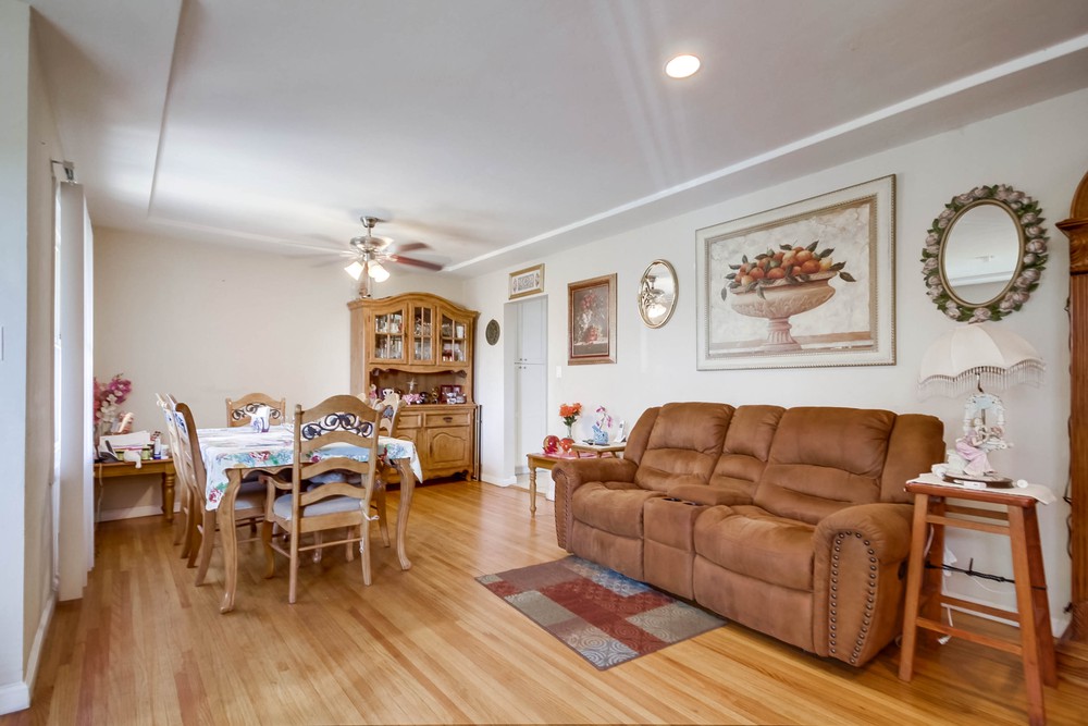 Virtual tour photo 13 of 41 for 127 Los Alamos Dr