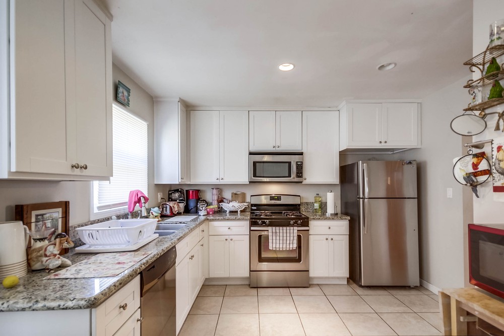 Virtual tour photo 17 of 41 for 127 Los Alamos Dr