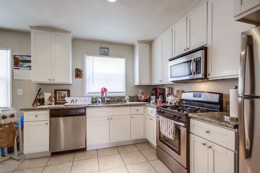 Virtual tour photo 19 of 41 for 127 Los Alamos Dr