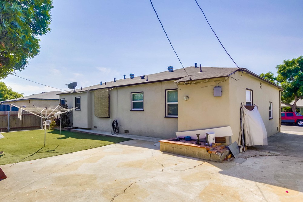Virtual tour photo 40 of 41 for 127 Los Alamos Dr
