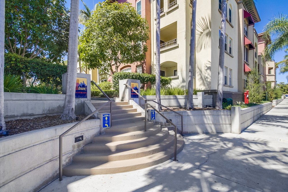 Virtual tour photo 6 of 44 for 1270 Cleveland Ave a 134