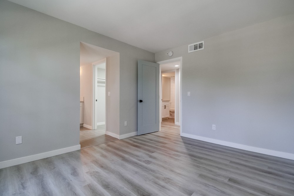 Virtual tour photo 34 of 44 for 1270 Cleveland Ave a 134