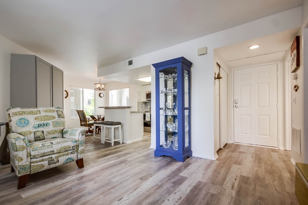 Virtual tour photo 13 of 50 for 1270 Cleveland Ave UNIT M111