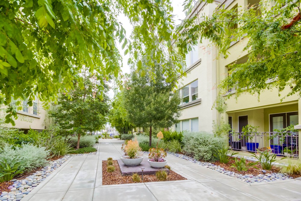 Virtual tour photo 46 of 50 for 1270 Cleveland Ave UNIT M111