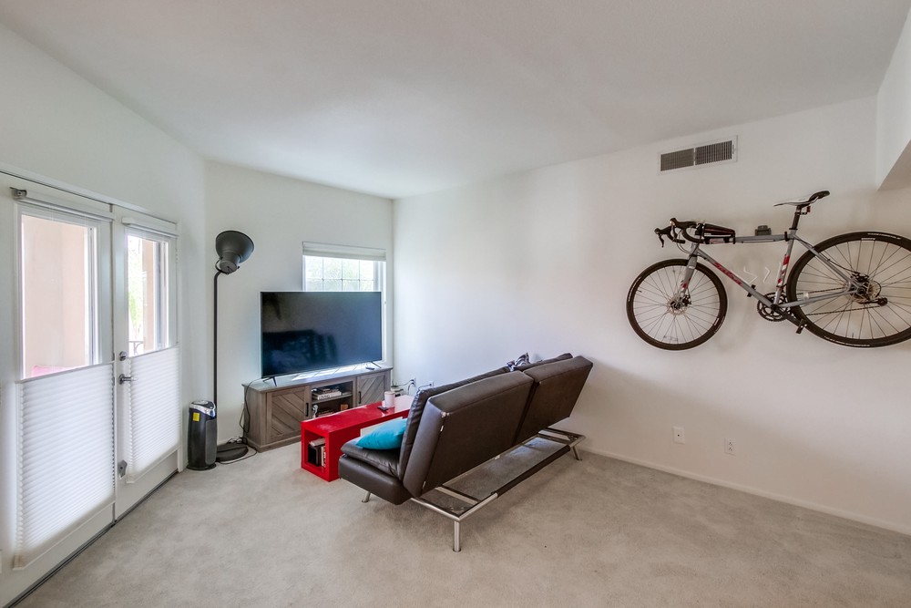 Virtual tour photo 8 of 38 for 1270 Cleveland Ave
