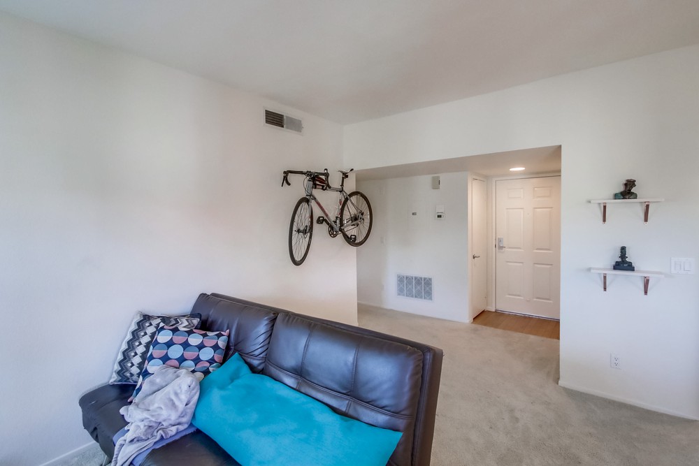 Virtual tour photo 10 of 38 for 1270 Cleveland Ave