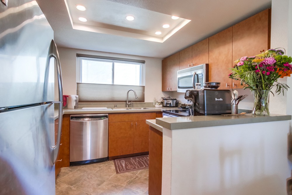Virtual tour photo 18 of 38 for 1270 Cleveland Ave