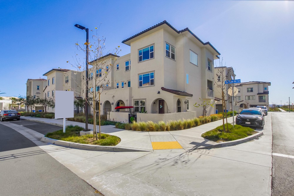 Virtual tour photo 3 of 64 for 1270 Paseo Sea Grass