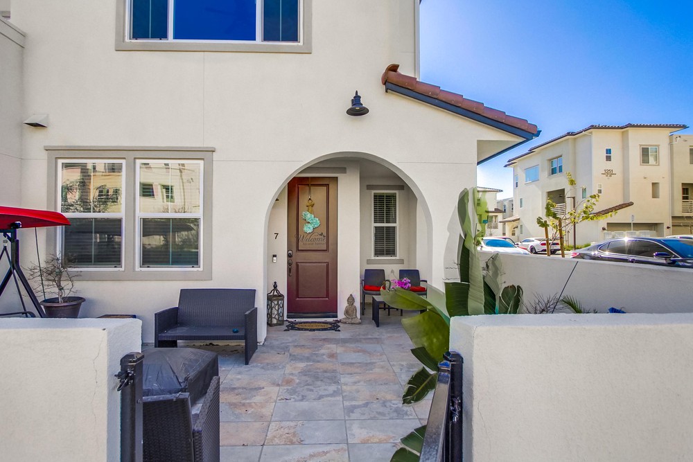 Virtual tour photo 10 of 64 for 1270 Paseo Sea Grass