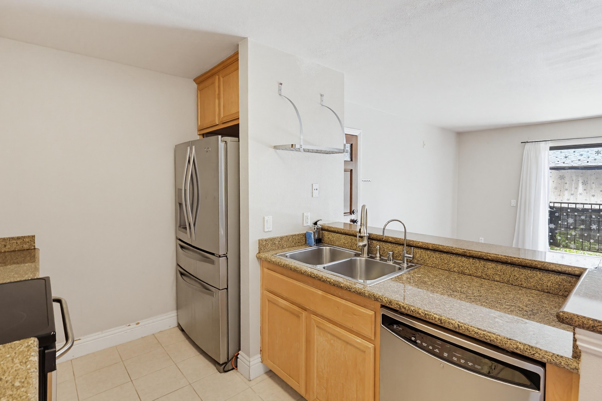 Virtual tour photo 21 of 43 for 12710 Laurel St Unit 113