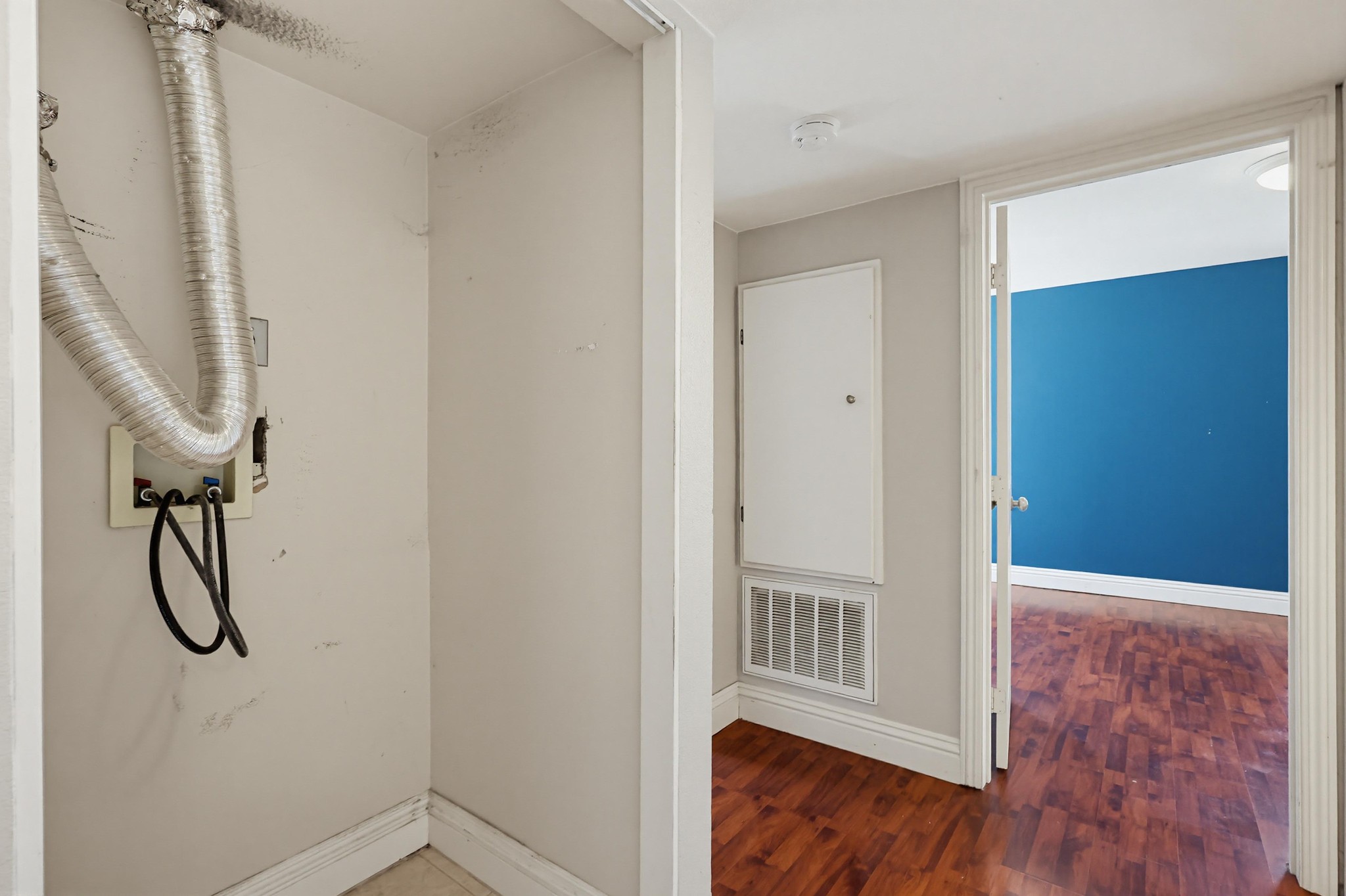 Virtual tour photo 27 of 43 for 12710 Laurel St Unit 113