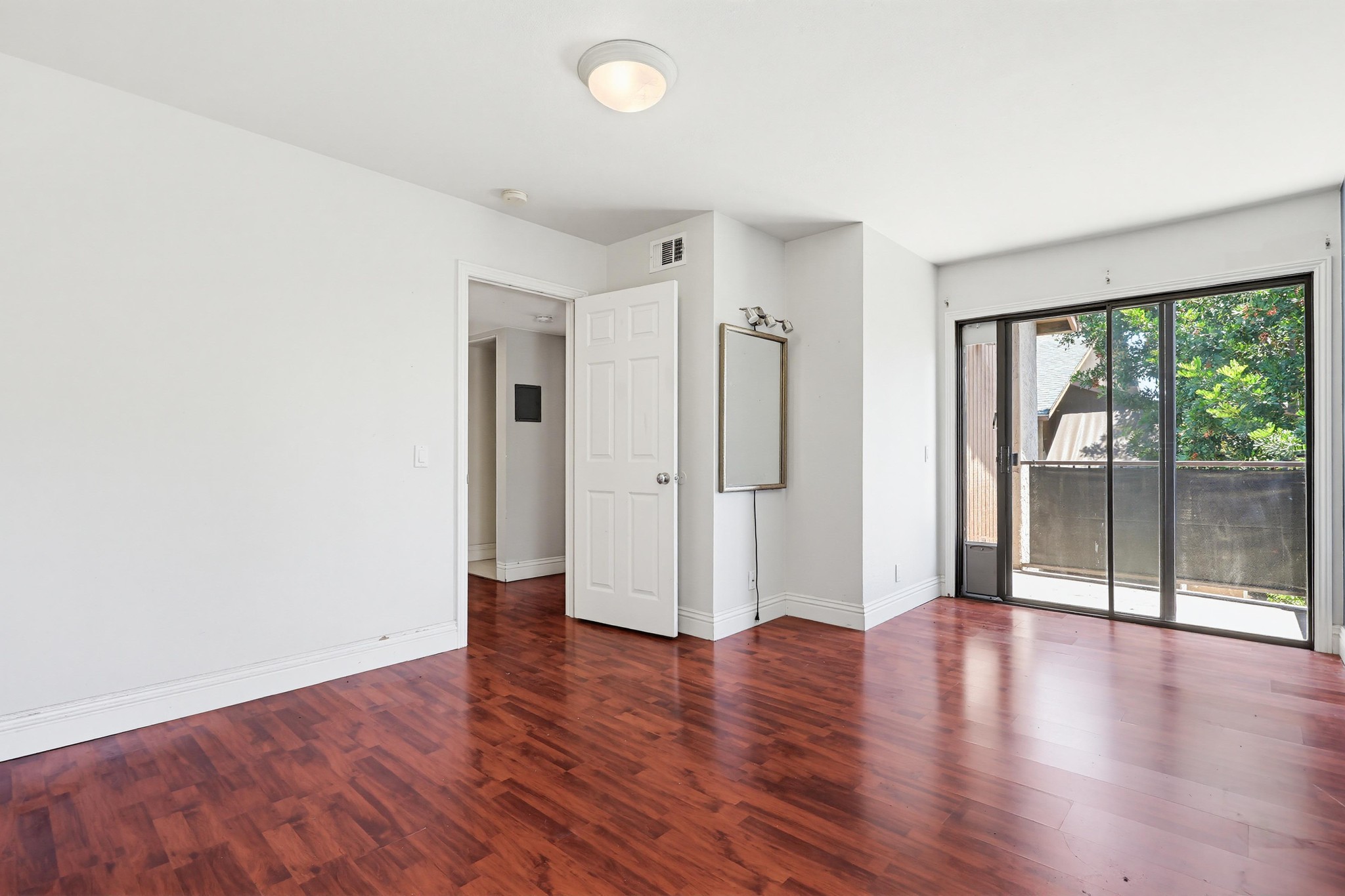 Virtual tour photo 29 of 43 for 12710 Laurel St Unit 113