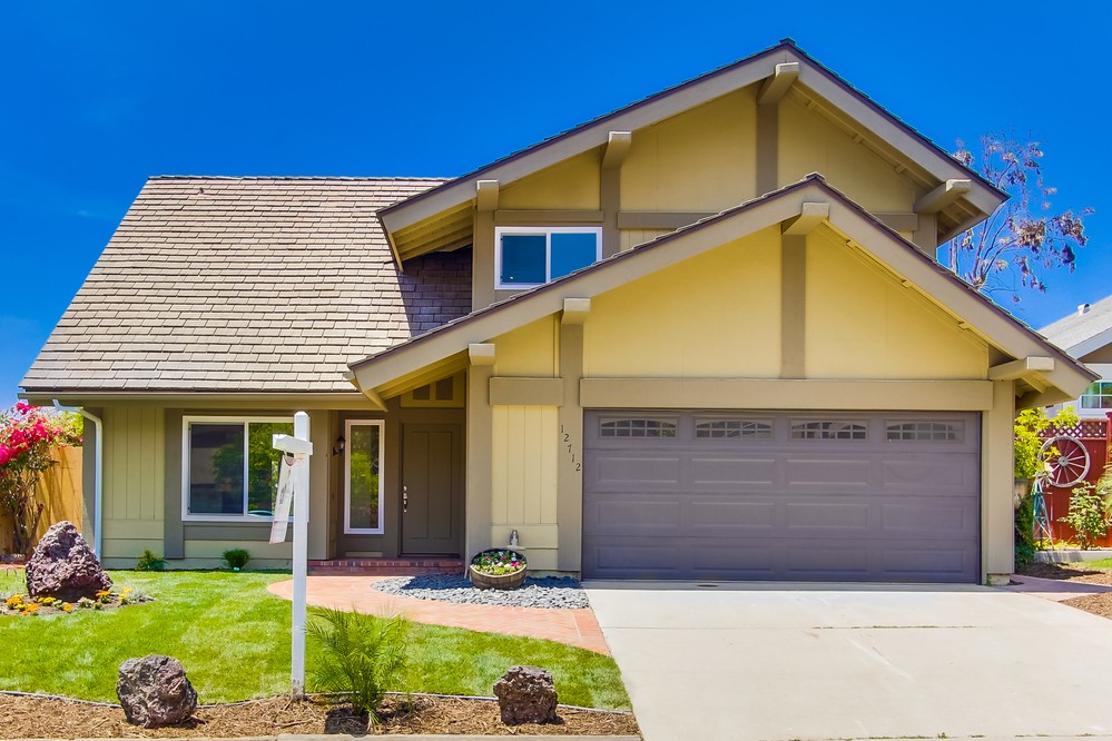 Virtual tour photo 1 of 40 for 12712 Mengibar Avenue